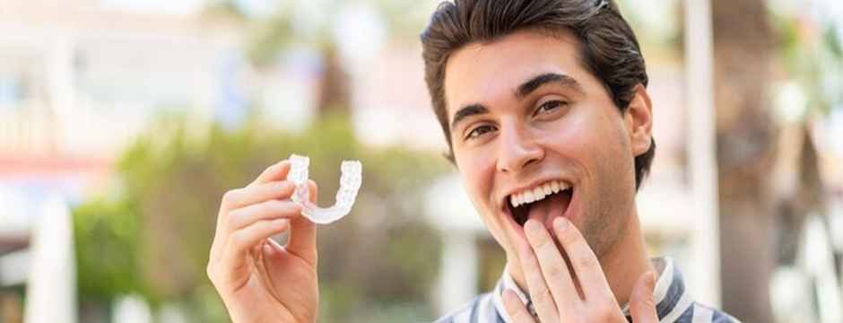 Invisible braces from Proalign Smile Shop, showing Invisible braces for a confident smile