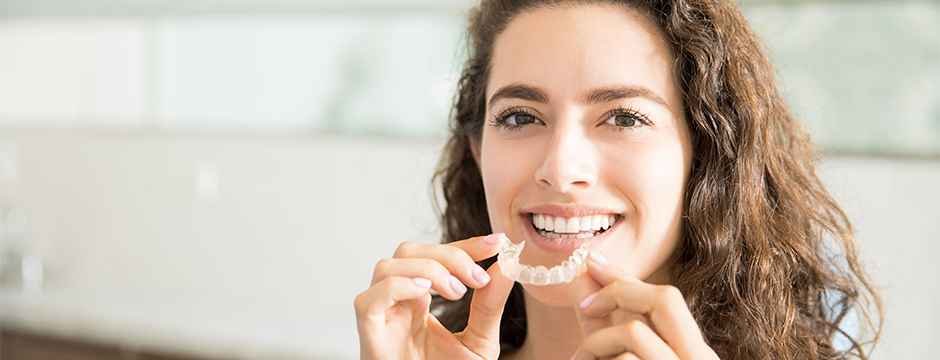 Teeth braces by Proalign Smile Shop, use of Clear aligner for teeth alignment